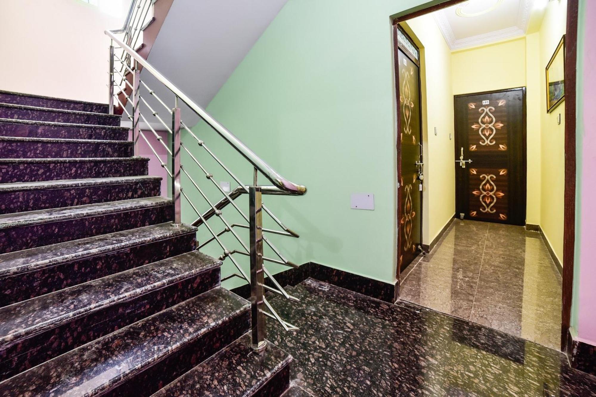 Spot On Devlok Guest House Patna  Exterior foto