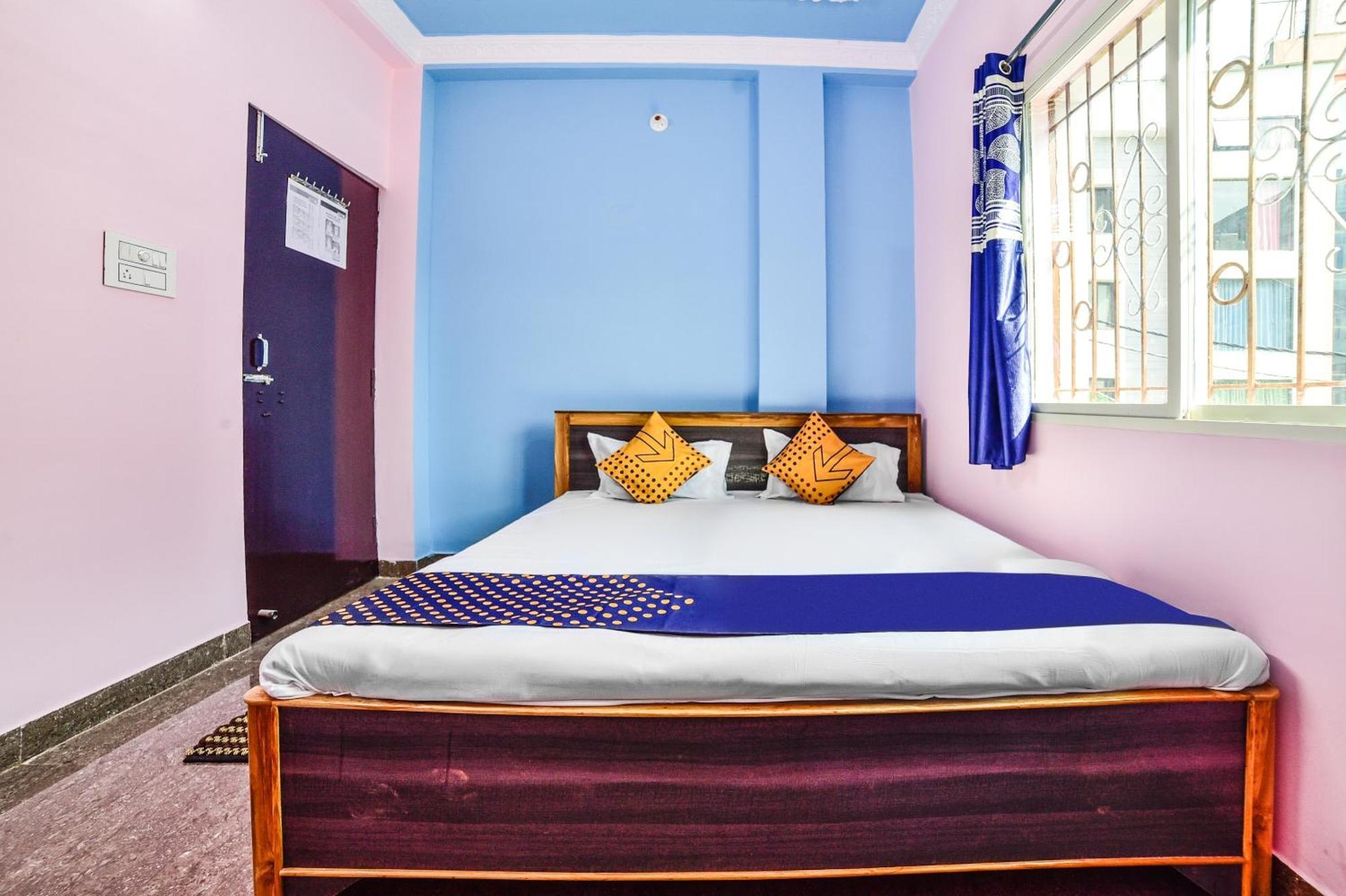 Spot On Devlok Guest House Patna  Exterior foto